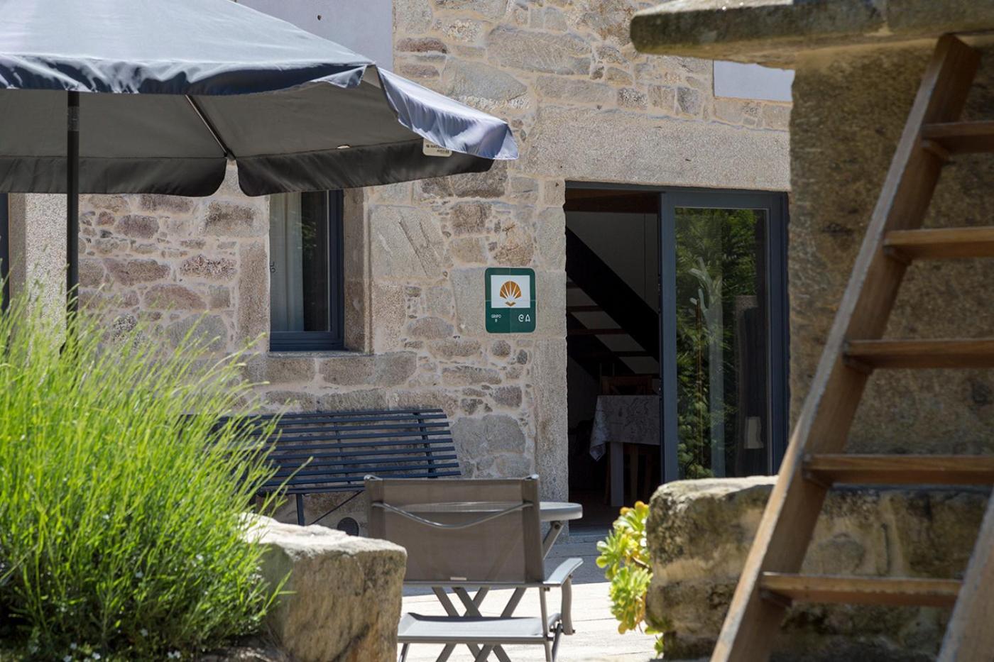 Landras De Compostela Guest House ซานติอาโก เด กอมโปสเตลา ภายนอก รูปภาพ