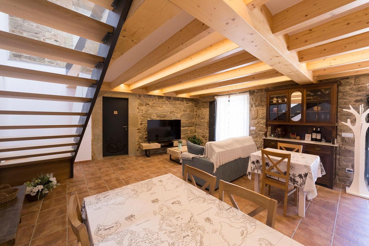 Landras De Compostela Guest House ซานติอาโก เด กอมโปสเตลา ภายนอก รูปภาพ
